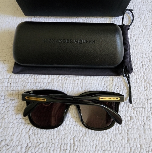 Alexander McQueen Sunglasses main image 13